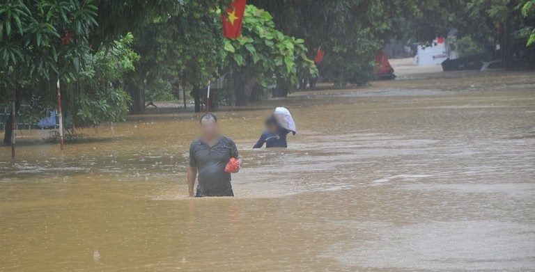  
Mực nước dâng lên khá cao sau đợt mưa lớn kỷ lục tại Hà Giang trong gần 6 thập kỷ qua. (Ảnh: Thanh Niên)