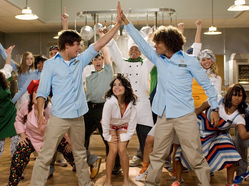  
High School Musical đã cực kỳ thành công chiếm trọn cảm tình của thế hệ trẻ (Ảnh Disney)