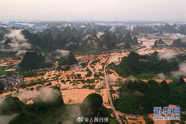  
Một khu tự trị của Trung Quốc chìm trong nước lũ (Ảnh: Tân Hoa Xã)