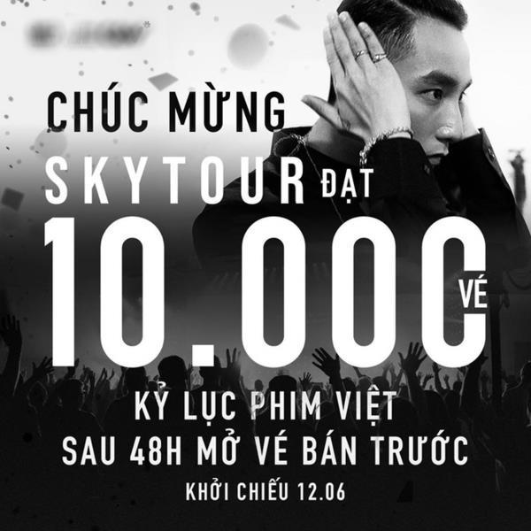  
Sky Tour Movie lập kỷ lục phim Việt. Ảnh: FBNV