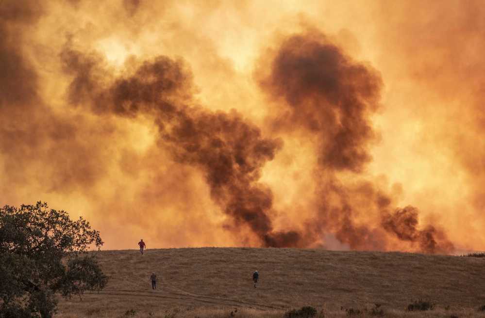  
Đám cháy rừng bùng phát hôm 27/8 tại Tây Ban Nha. (Ảnh: AP)