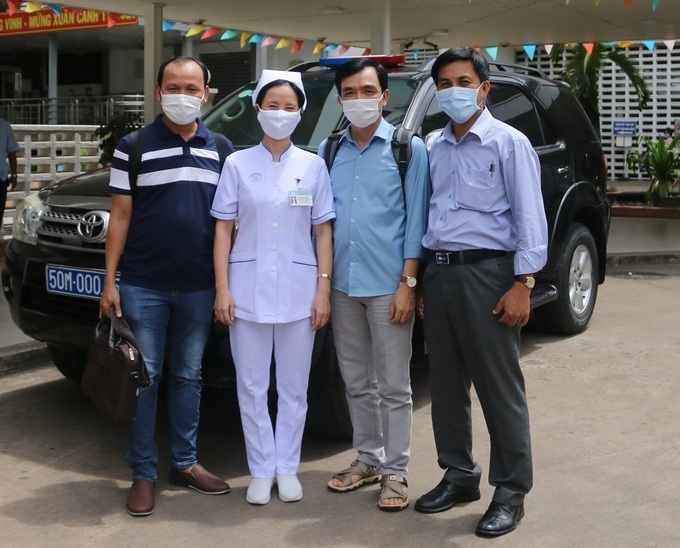  
Đội phản ứng nhanh số 5 được bệnh viện Chợ Rẫy cử đến Đà Nẵng. (Ảnh: Thanh Niên)