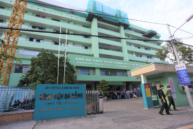  
Bệnh viện Đà Nẵng chính thức mở cửa trở lại (Ảnh: Pháp luật và Bạn đọc)