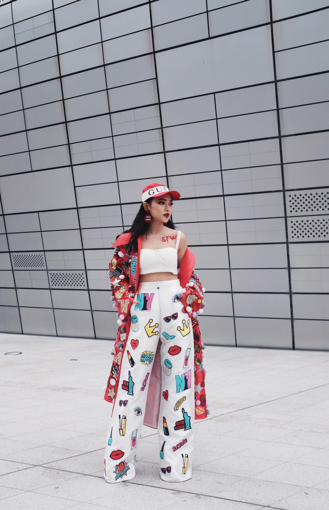  
Châu Bùi gây chú ý tại Seoul Fashion Week. (Ảnh: IGNV)