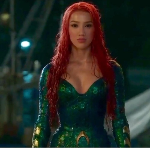  
Bảo Thy sử dụng đồ họa để có phần cosplay thành nữ hoàng biển cả trong Aquaman. (Ảnh: Chụp màn hình)