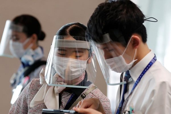  
Kiểm soát y tế tại sân bay Nhật Bản. (Ảnh: VNExpress)