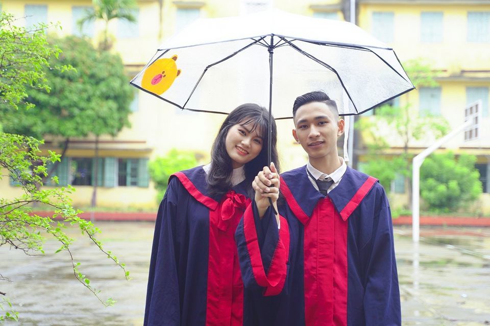 
Kiên và Quỳnh đạt số điểm cao trong kỳ thi tốt nghiệp THPT Quốc gia 2020. (Ảnh: FBNV)