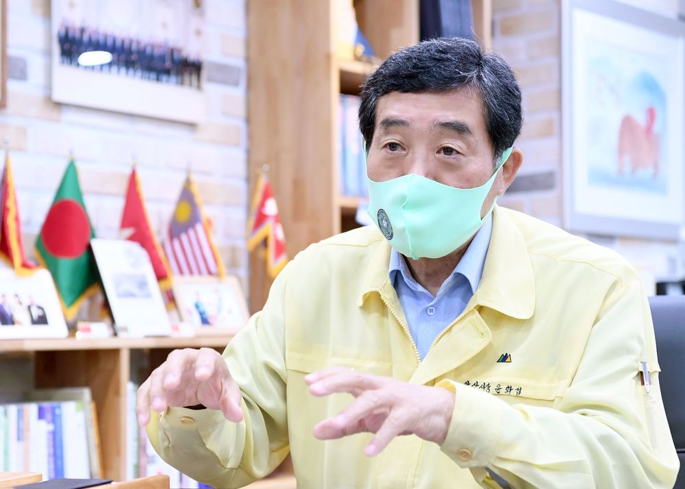  
Thị trưởng chia sẻ những vấn đề liên quan đến "Vụ án Nayoung". (Ảnh: Koreatimes).