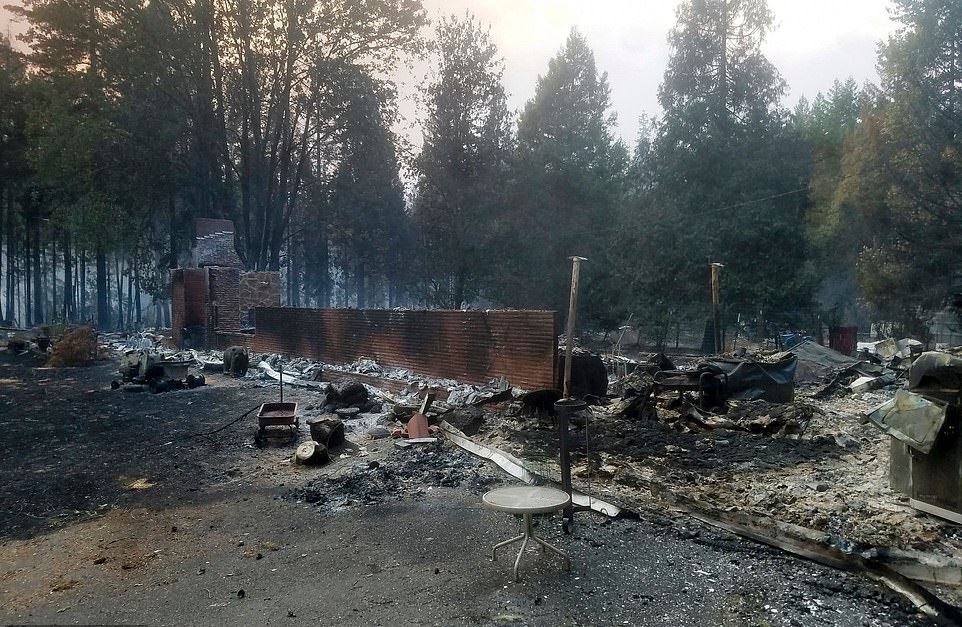 
Cháy rừng thiêu rụi một diện tích lớn tại bang Oregon. (Ảnh: CNN)