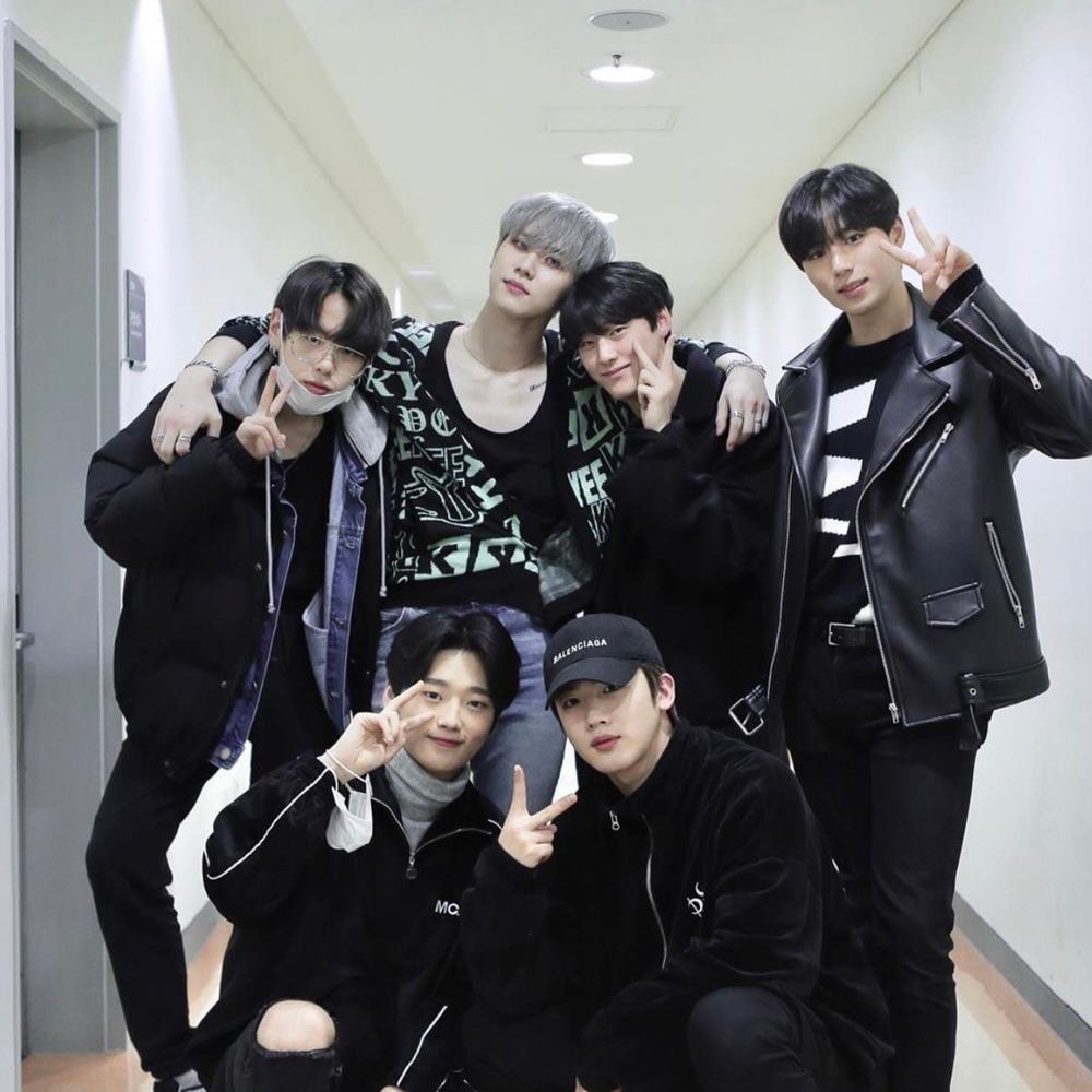 
Với line up khá khủng, WEi chính là cái tên được mong chờ nhất trong các nhóm nhạc (Ảnh Naver)