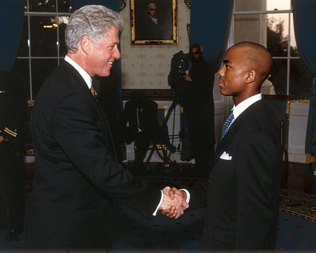  
Farrah Gray từng được gặp gỡ Cựu Tổng thống Bill Clinton. (Ảnh: Greensboro)