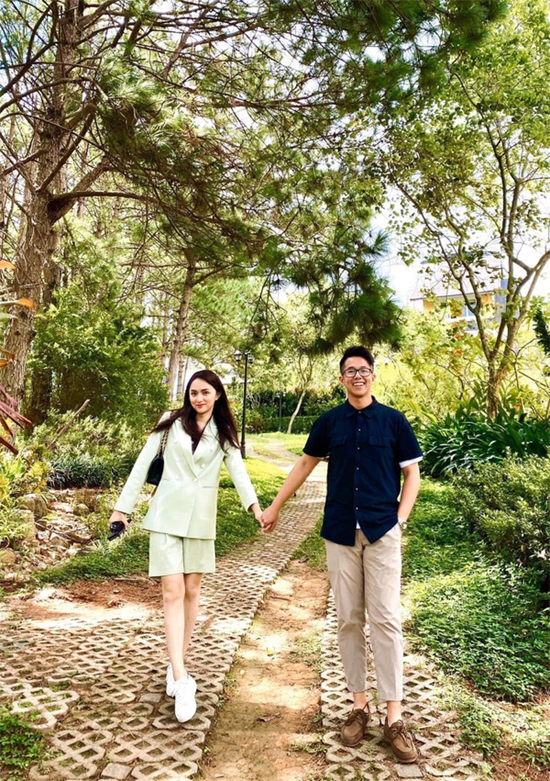 
Cặp đôi đẹp của showbiz Hương Giang và Matt Liu.