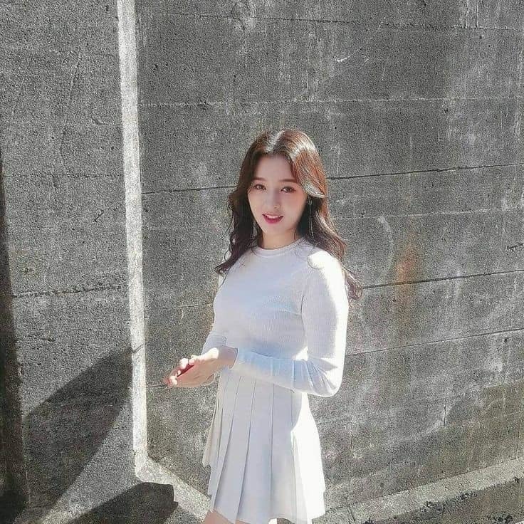 
Nancy được mệnh danh là "thiên thần lai" của K-pop. Ảnh: Instagram