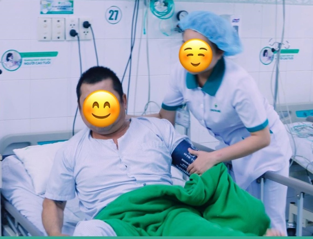  
Sau 10 ngày điều trị, bệnh nhân Hùng đã khỏe và xuất viện trong hôm nay. (Ảnh: Zing)