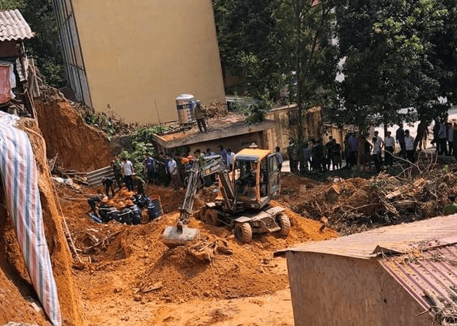  
Vụ sập công trình ở Phú Thọ làm ít nhất 4 người thương vong. (Ảnh: NLĐ).