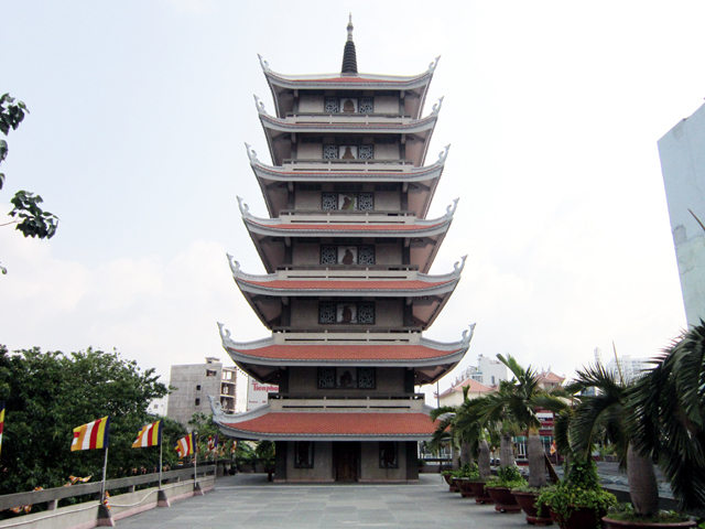  
Tòa tháp tại chùa Vĩnh Nghiêm. (Ảnh: Hội Phật giáo)