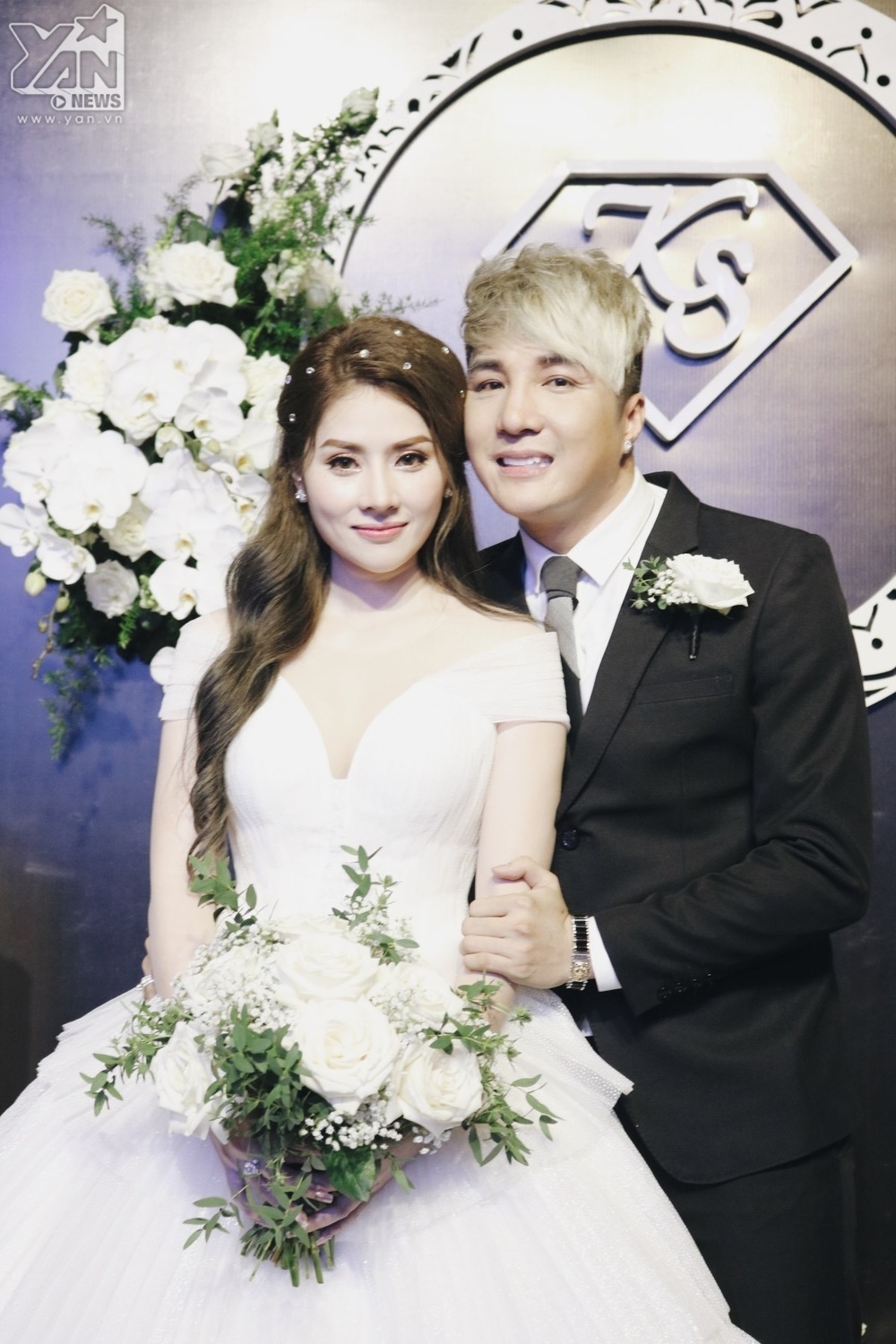 
Lâm Chấn Khang và Kim Jun See chính thức có hôn lễ trong mơ vào tháng 9/2019. (Ảnh: YAN)