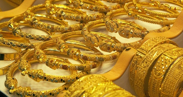 
Trang sức bằng vàng được bày bán tại cửa hàng (Ảnh: Thể thao Văn hóa)