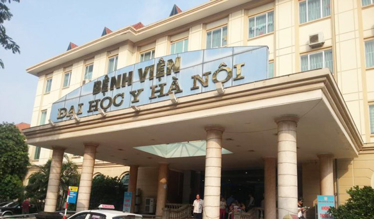  
Bệnh viện Đại học Y Hà Nội, nơi cô gái đến xin tinh trùng để làm mẹ đơn thân. (Ảnh: VNExpress).