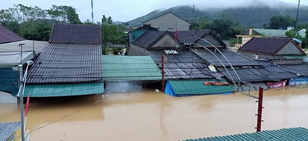  
Nghệ An mưa to, nước dâng gây ngập úng nhiều khu vực. (Ảnh: FB: Nghệ An).
