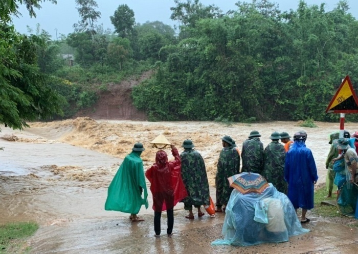  
Mưa lũ khiến nhiều khu vực tại Quảng Trị bị ngập sâu (Ảnh: Báo Giao thông)