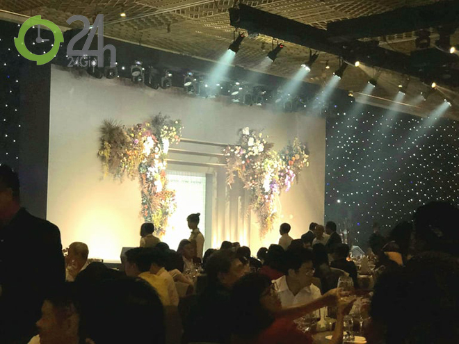  
Hình ảnh chụp lại không gian tiệc cưới của Công Phượng - Viên Minh. (Ảnh: 24h).