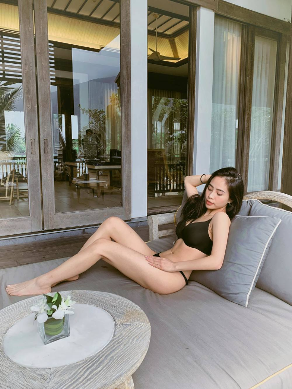  
Nữ ca sĩ có nhan sắc xinh đẹp và thân hình quyến rũ với vòng một "khủng". (Nguồn: Instagram nv) - Tin sao Viet - Tin tuc sao Viet - Scandal sao Viet - Tin tuc cua Sao - Tin cua Sao
