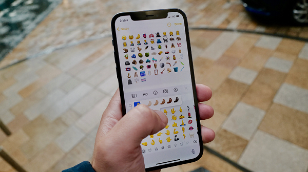  
Dàn emoji mới toanh đã chính thức được đưa vào sử dụng. (Ảnh: Emojipedia)