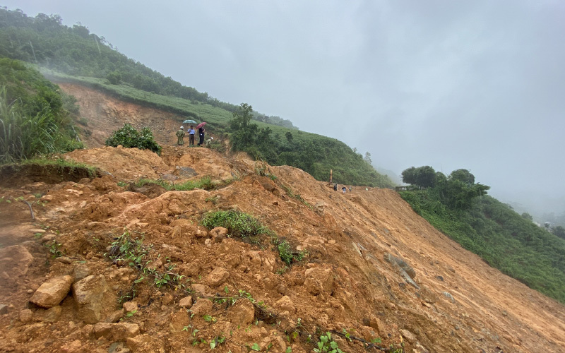  
Quảng Ngãi cũng là địa phương chịu nhiều trận lở đất nghiêm trọng. (Ảnh: Nhân Dân).
