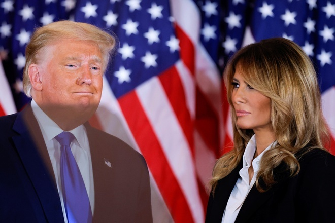  
Vợ chồng ông Trump luôn sát cánh bên nhau. (Ảnh: AP).