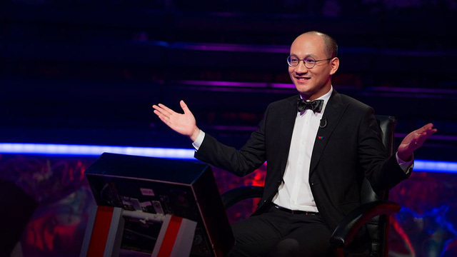  
Nhà báo Phan Đăng đã rời chương trình sau 3 năm gắn bó. (Ảnh: VTV)