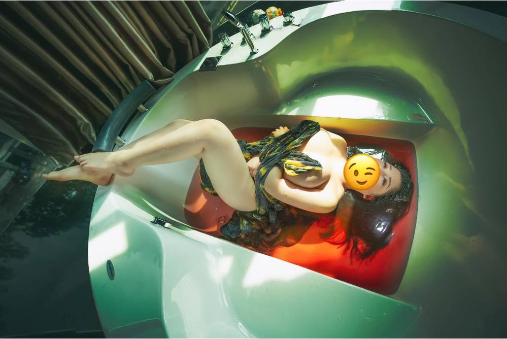  
Hình ảnh gây xôn xao mạng xã hội của Võ Thị Thu Trang. (Ảnh: FB VTTT)