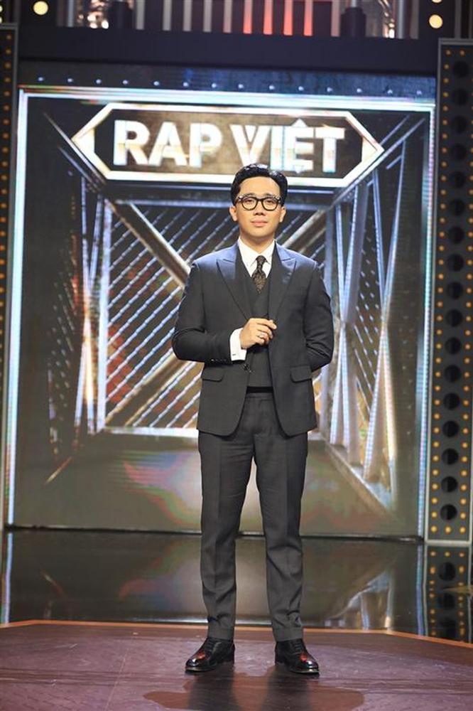  
Trấn Thành nhận khá nhiều ý kiến trái chiều khi làm MC chương trình Rap Việt (Ảnh: FBNV). - Tin sao Viet - Tin tuc sao Viet - Scandal sao Viet - Tin tuc cua Sao - Tin cua Sao