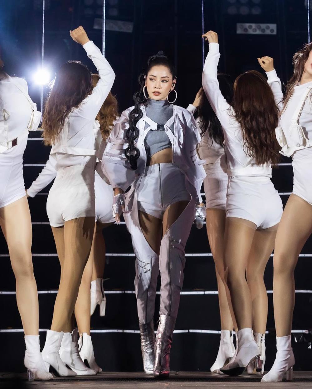 Top 10 sự kiện V-pop 2020: Sơn Tùng dẫn đầu với 2 lần comeback