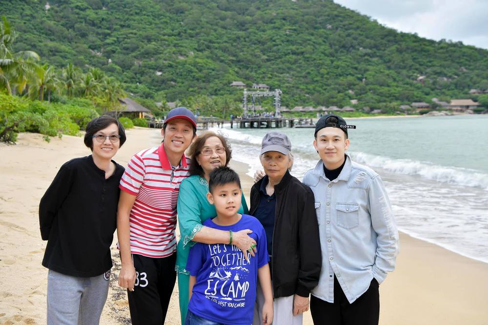  
Dương Triệu Vũ cập nhật hình ảnh trong kỳ nghỉ của gia đình. (Ảnh: FBNV)