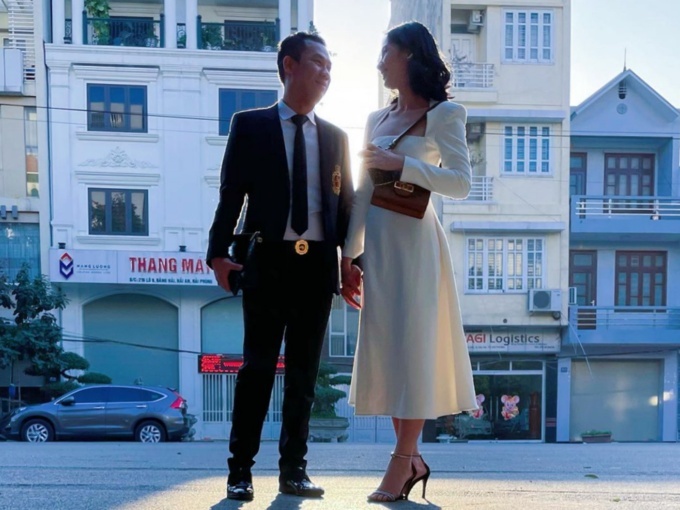  
Đức Huy và Cẩm Đan tình tứ trong lần dự đám cưới gần đây (Ảnh: ngoisao.net)