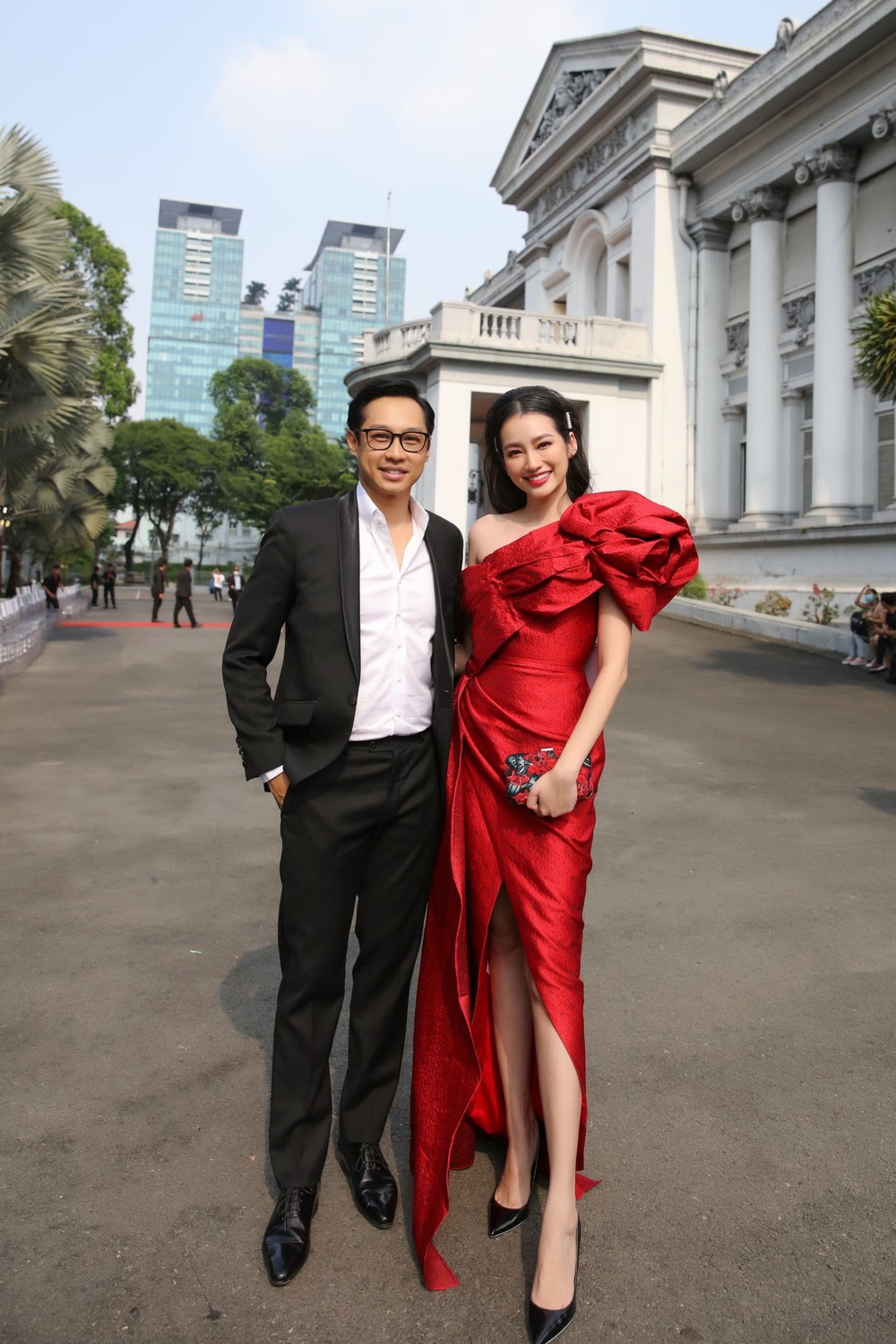  
Hoa hậu Trúc Diễm sánh đôi chồng Việt kiều
