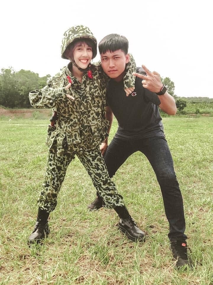 Hình ảnh tình cảm của cặp đôi được Mũi trưởng Long chia sẻ lên trang cá nhân trước đó. (Ảnh: Instagram NVL)
Hình ảnh tình cảm của cặp đôi được Mũi trưởng Long chia sẻ lên trang cá nhân trước đó. (Ảnh: Instagram NVL)