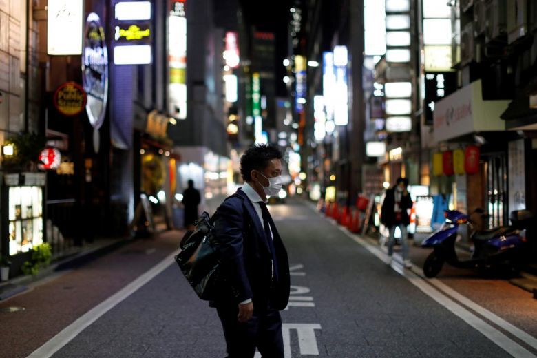  
Đường phố Nhật Bản trở nên vắng vẻ hơn khi áp dụng các biện pháp phòng dịch. (Ảnh: KRY)