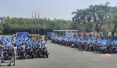  Công ty ở Tây Ninh thưởng 200 xe máy cho người lao động xuất sắc. (Ảnh: Lao động)
