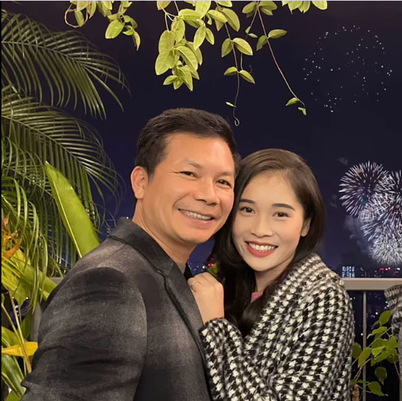  
Cả hai hạnh phúc bên nhau đón năm mới (Nguồn: Nguyen Thu Trang)