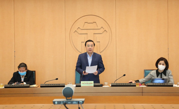  
Phó chủ tịch UBND TP Hà Nội Chử Xuân Dũng chủ trì cuộc họp (Nguồn: Tuổi trẻ)