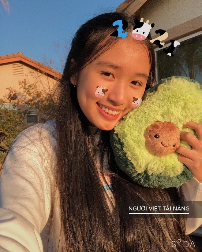 Jenny Huỳnh – Nữ Sinh Việt Kiếm Hàng Chục Tỉ Đồng Mỗi Năm Từ Youtube