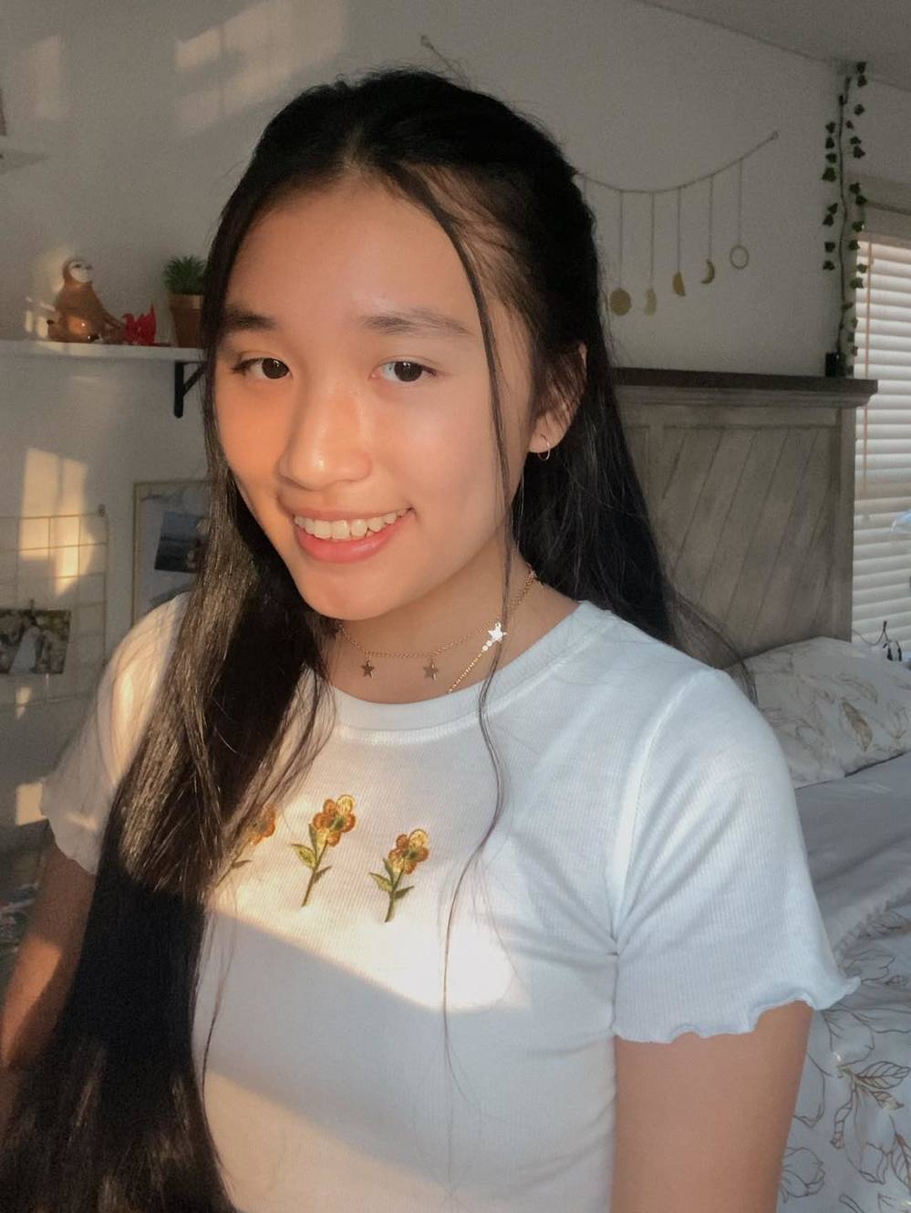 Jenny Huỳnh: YouTube đạt triệu subs chưa đầy hai năm khi mới 16 tuổi