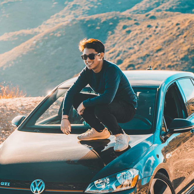 Anh trai của Jenny Huỳnh cũng là người khá thích siêu xe - Ảnh Instagram hoang__huynh