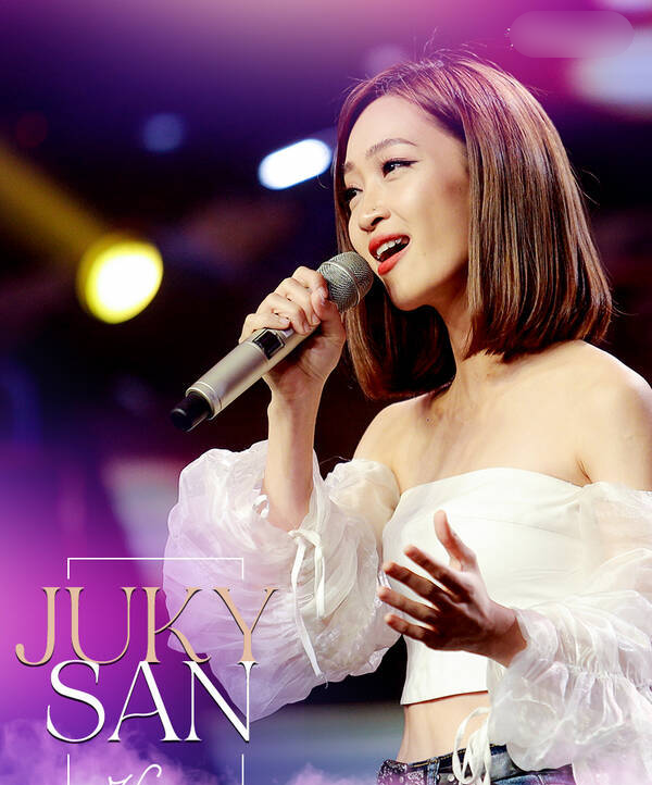 
Juky San thể hiện giọng hát tại  The Voice 2019 - Ảnh Sao star - Tin sao Viet - Tin tuc sao Viet - Scandal sao Viet - Tin tuc cua Sao - Tin cua Sao