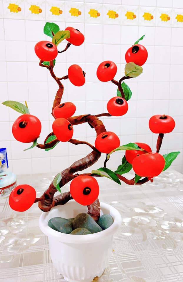  
Cây bonsai mà chị vợ cất công chuẩn bị để đón Tết. (Ảnh: Pháp luật và bạn đọc)