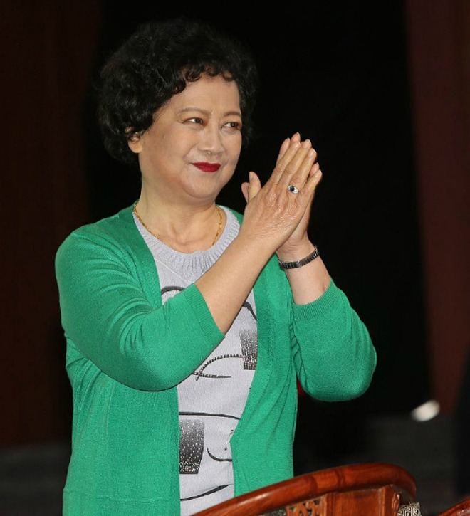  Bà từng giữ chức Phó chủ tịch hiệp hội kịch Hồ Nam trước khi về hưu. (Ảnh: Sina)
