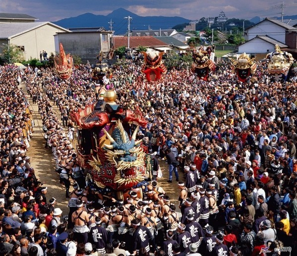  
Tới nay, người dân tỉnh Nagasaki vẫn luôn tưởng nhớ tới bà qua lễ rước Kunchi. (Ảnh: MLIT of Japan)