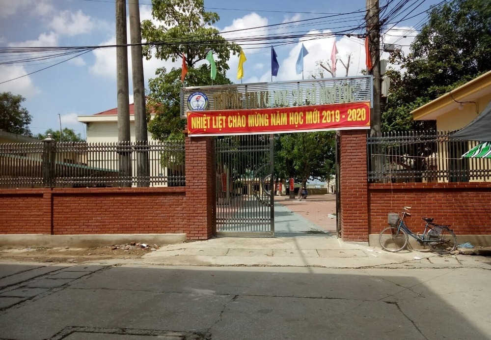  
Trường THCS Ngư Lộc (H.Hậu Lộc, Thanh Hóa), nơi cô X. công tác. (Ảnh: Thanh Niên)